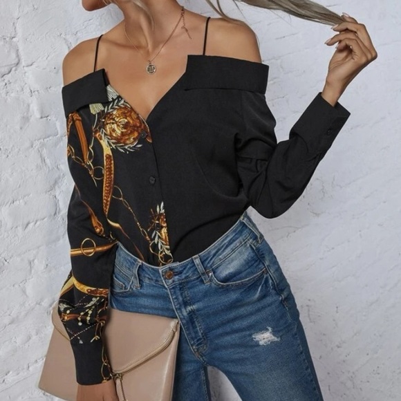 New button Down off shoulder top - Picture 8 of 8